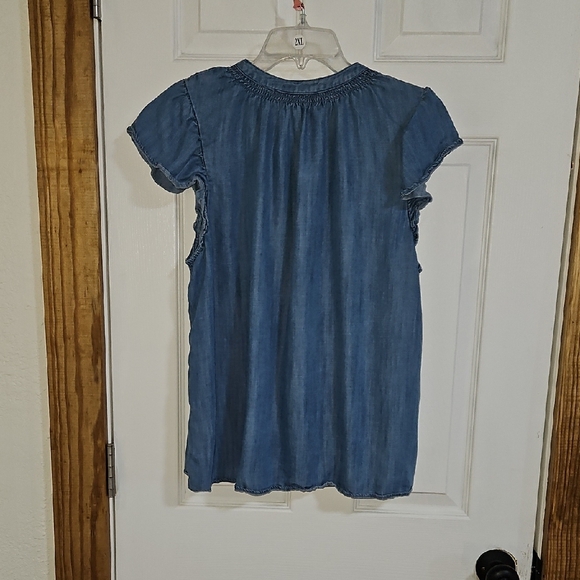 LC Lauren Conrad Blue Smocked Cap Sleeve Blouse - Picture 3 of 3